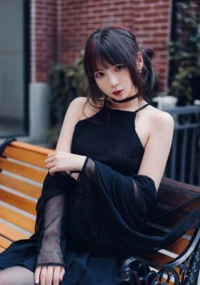 丰满岳乱在线dvd在线观看_超清日韩免费观看